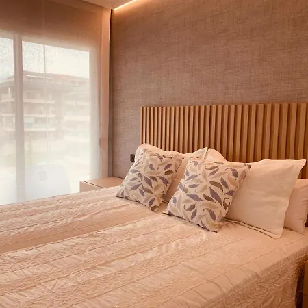 Canelas Premium Nuevos Con Piscina, Amplias Terrazas Y Garaje * Portonovo