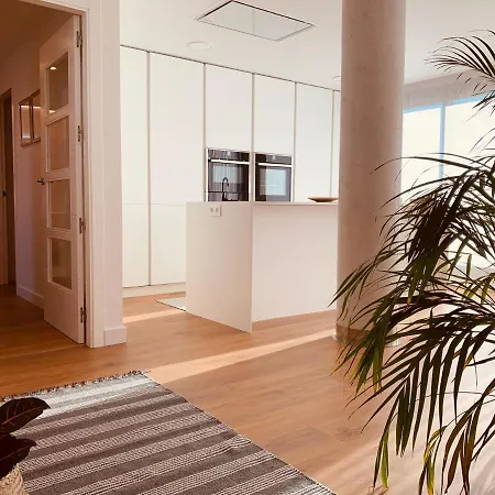 Canelas Premium Nuevos Con Piscina, Amplias Terrazas Y Garaje