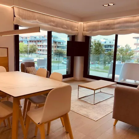 Canelas Premium Nuevos Con Piscina, Amplias Terrazas Y Garaje