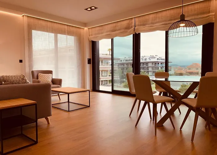 Canelas Premium Nuevos Con Piscina, Amplias Terrazas Y Garaje * Portonovo