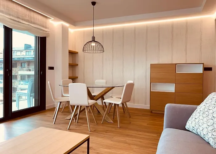 Canelas Premium Nuevos Con Piscina, Amplias Terrazas Y Garaje