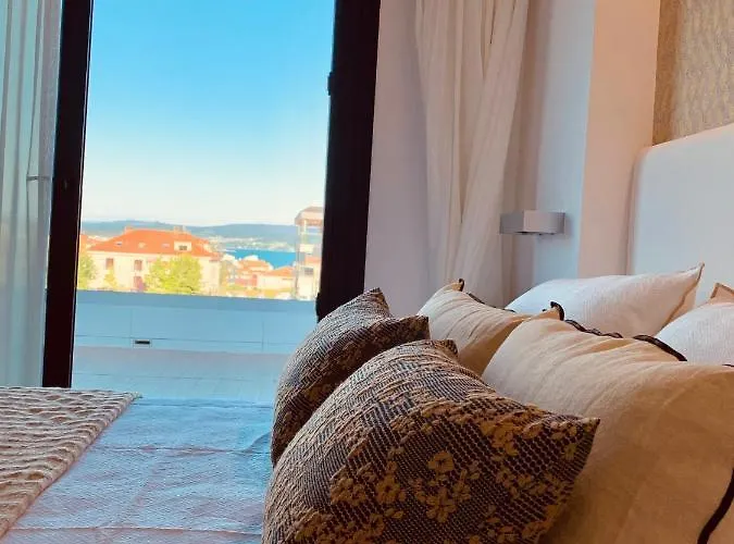 Canelas Premium Nuevos Con Piscina, Amplias Terrazas Y Garaje Appartement