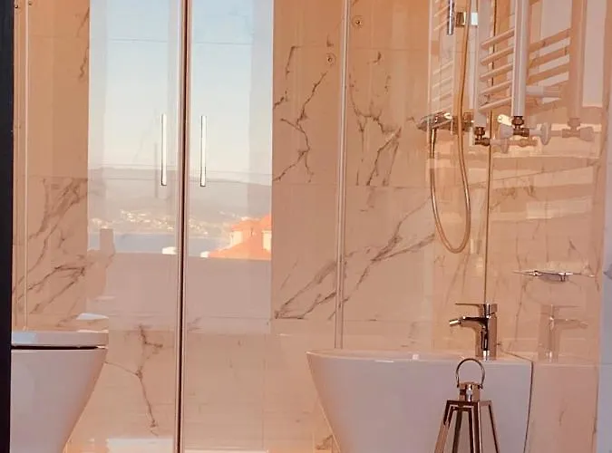 Canelas Premium Nuevos Con Piscina, Amplias Terrazas Y Garaje *