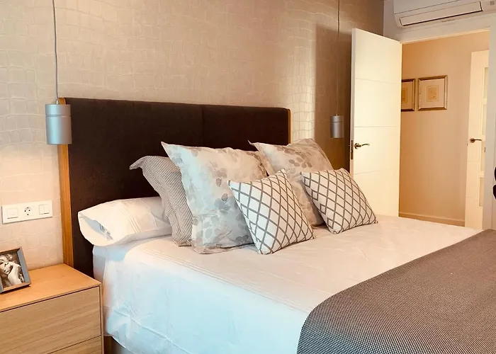 Canelas Premium Nuevos Con Piscina, Amplias Terrazas Y Garaje *