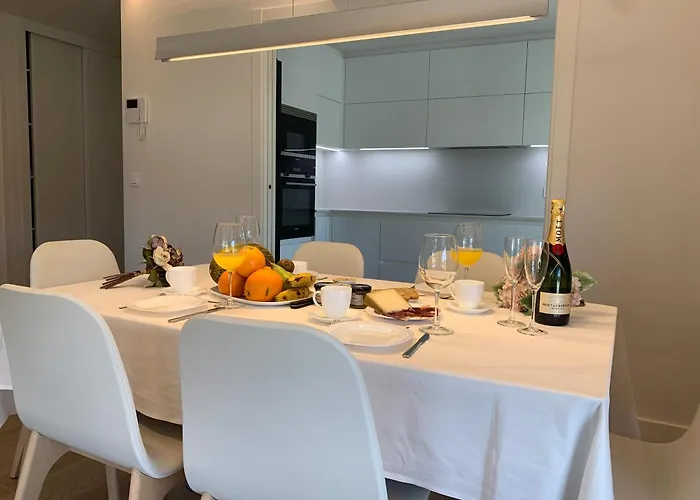 Canelas Premium Nuevos Con Piscina, Amplias Terrazas Y Garaje Portonovo